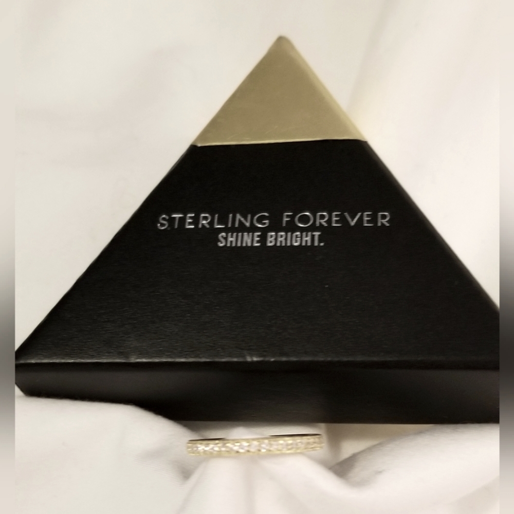 STERLING FOREVER THIN CZ BAND RING - 14K GOLD PLATED - SIZE 8 - NEW / BOX